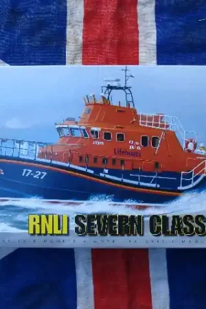 Airfix 07280 RNLI Severn Class Lifeboat Rechtstreeks Van De Fabrikant